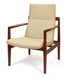 Mid-century teak lounge chair with