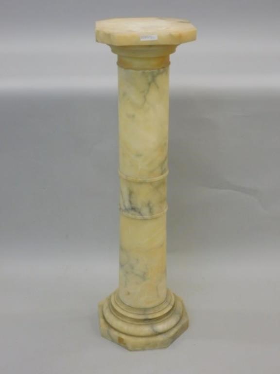 WHITE MARBLE PEDESTAL EARLY 20TH 3037e8