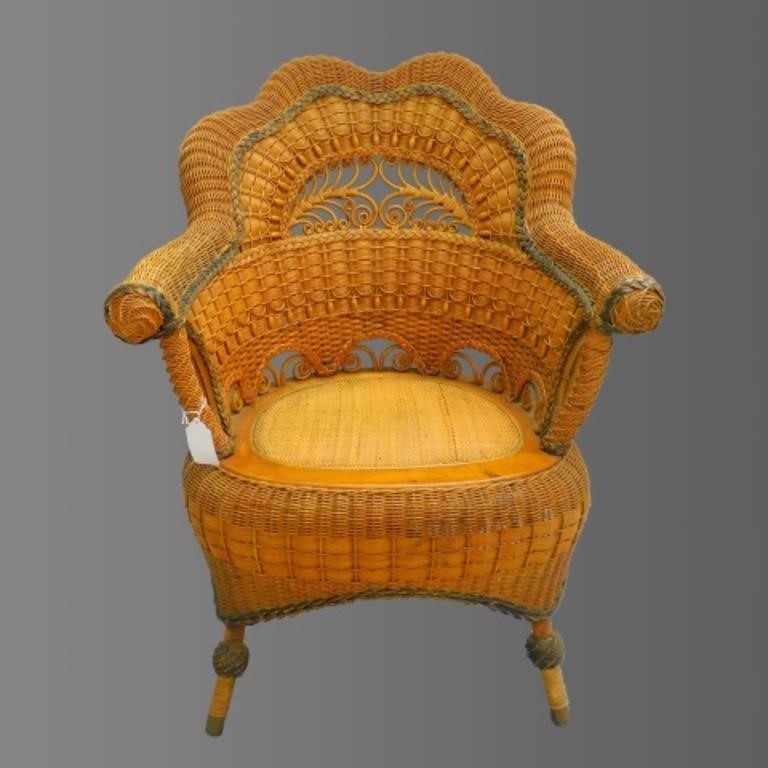 FANCY VICTORIAN WICKER ARMCHAIR  30381f