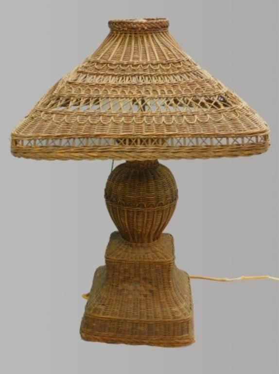 WICKER TABLE LAMP. CIRCA 1900.