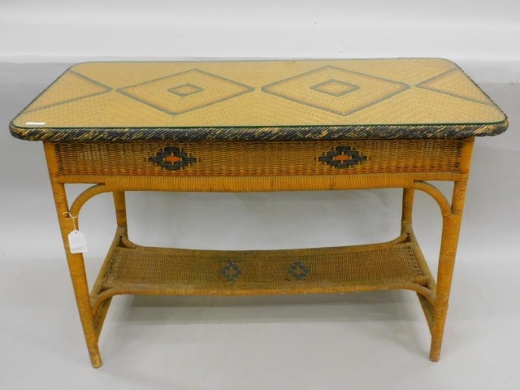 ART DECO WICKER TABLE. CIRCA 1920.