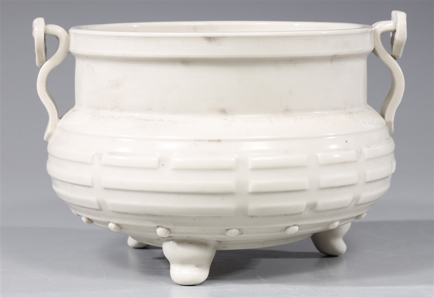 Unusual Chinese white glazed porcelain 3038c6