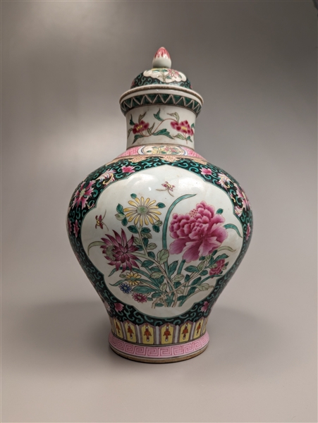 Chinese Kangxi-style enameled porcelain