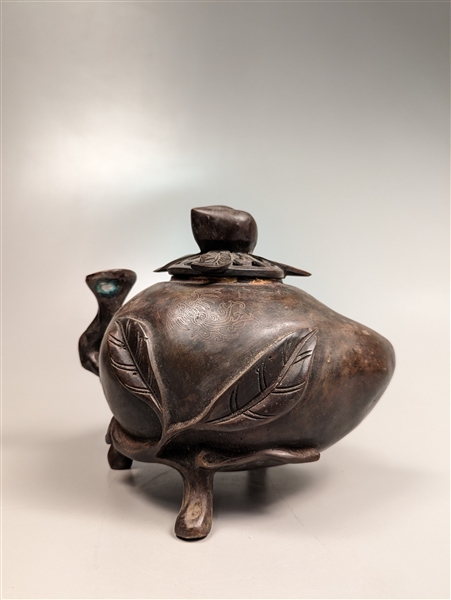 Chinese Xuande-style, incised bronze