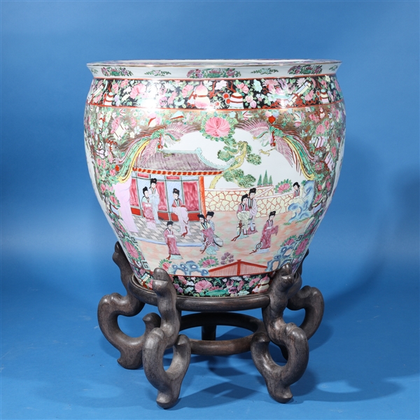 Large Chinese famille rose enameled