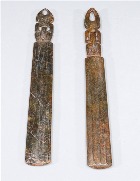 Group of two archaic Chinese style 303994