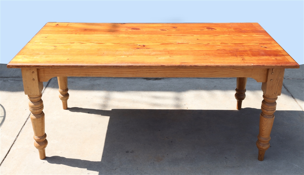 Large vintage wood American table  3039e2