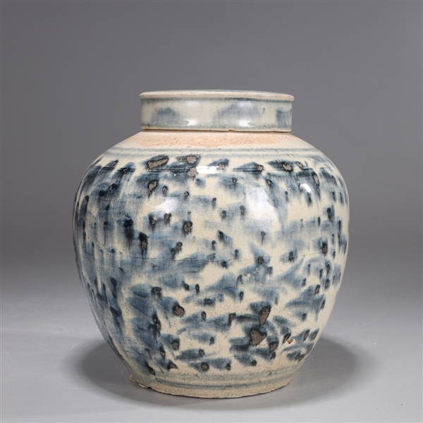 Antique Chinese Ming Dynasty provincial