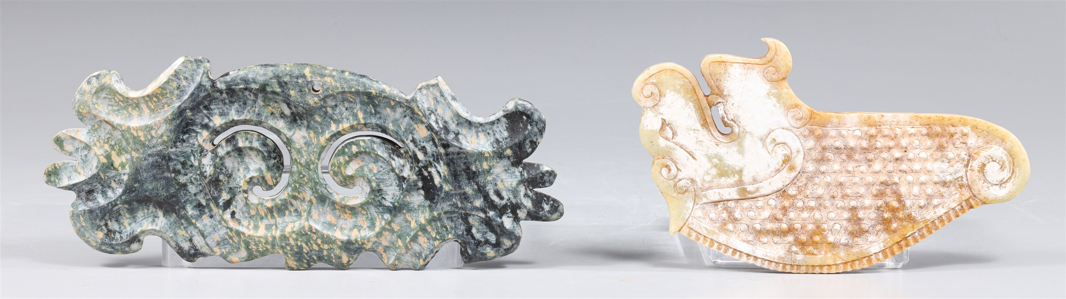 Group of two archaic Chinese style 303b5b