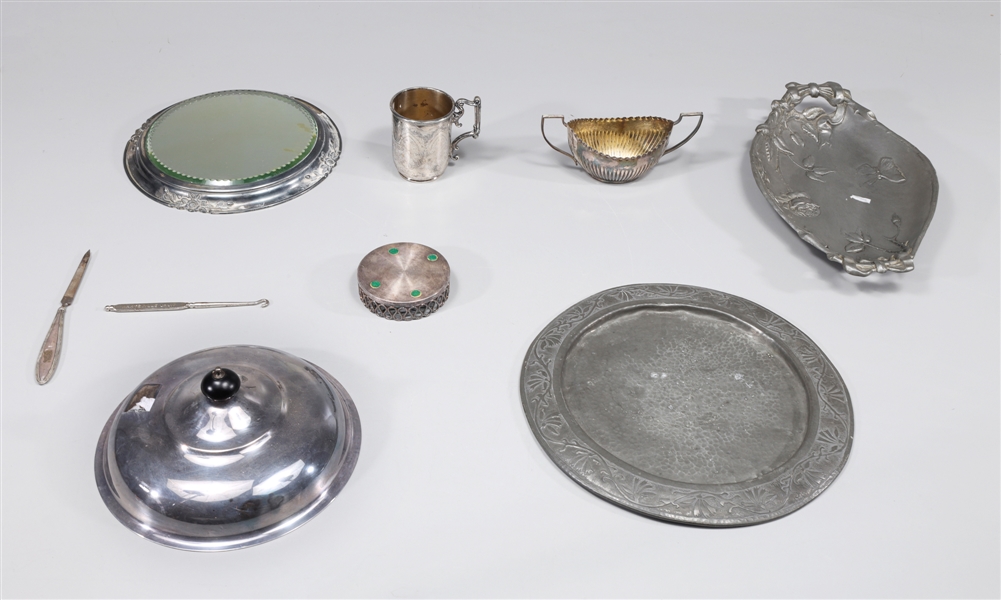 Group of nine silver plate assortment 303bf3