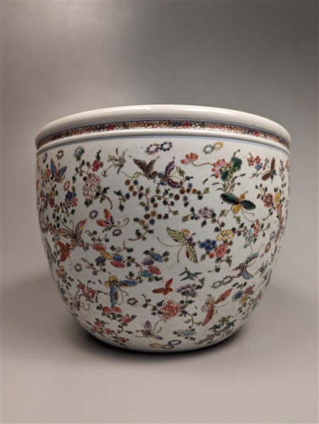 Chinese enameled porcelain flower