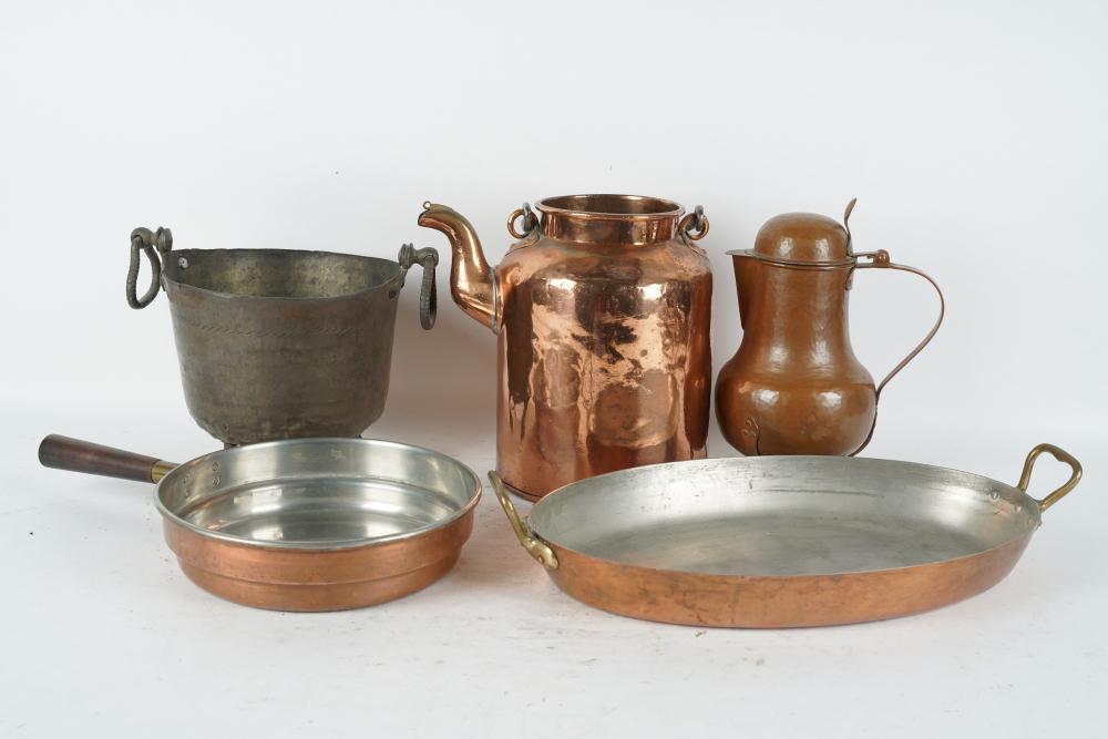 COLLECTION OF COPPER COOKWARECollection 303d88