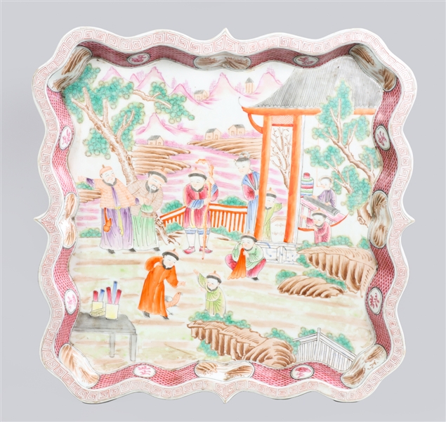 Large Chinese famille rose ceramic