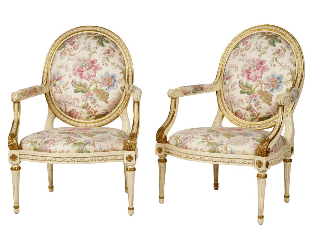 PAIR OF LOUIS XVI STYLE PAINTED 303f6a