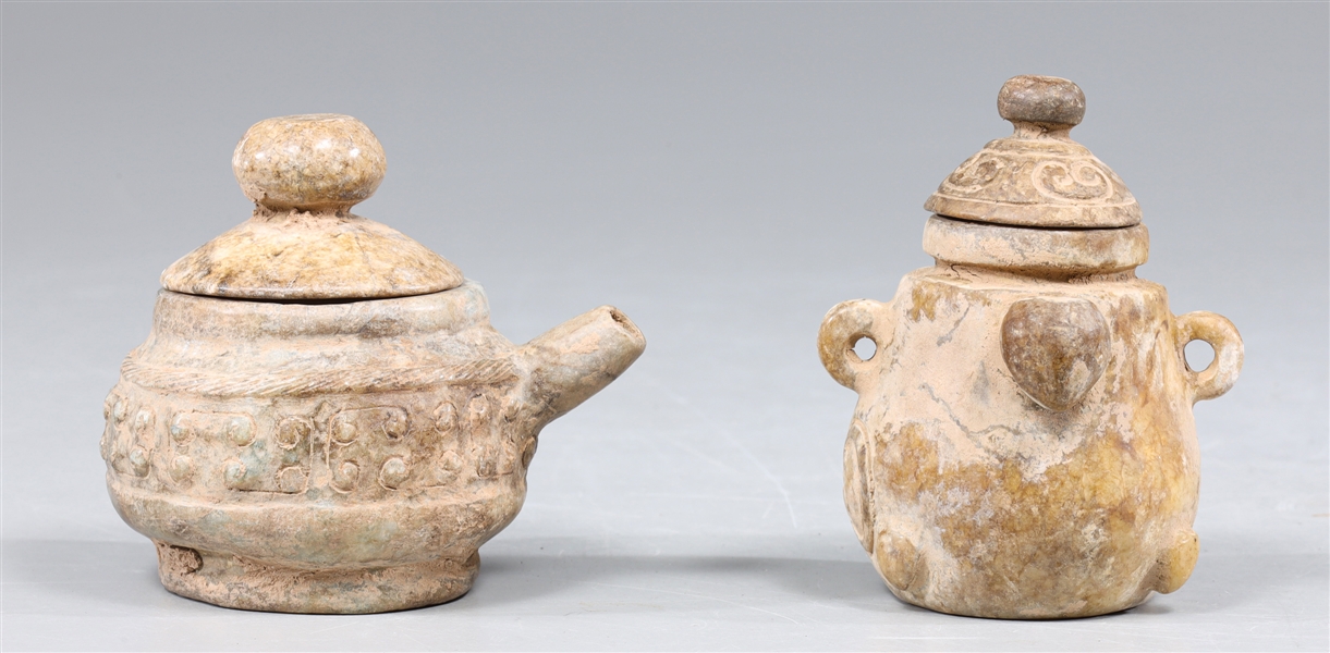 Group of two archaic Chinese style 303fe7