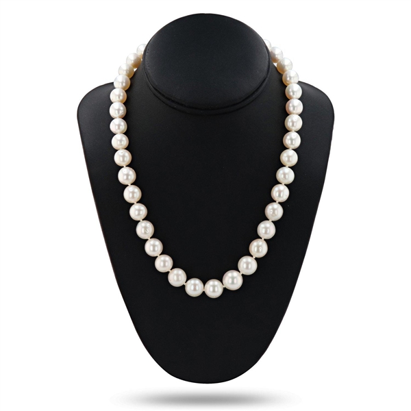 Cultured South Sea pearl necklace  304176