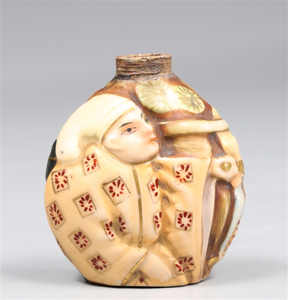 Japanese Satsuma snuff bottle with