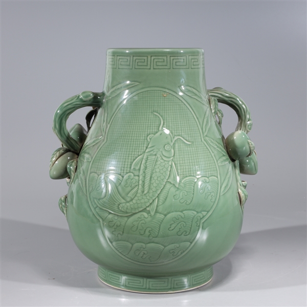 Chinese celadon glazed porcelain 3041e7