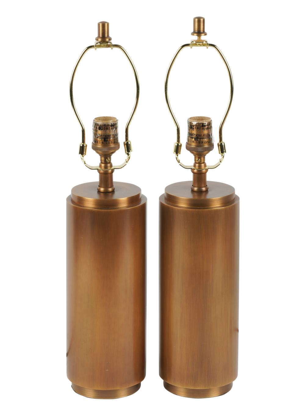 PAIR OF CONTEMPORARY BRASS FINISH 3043d1