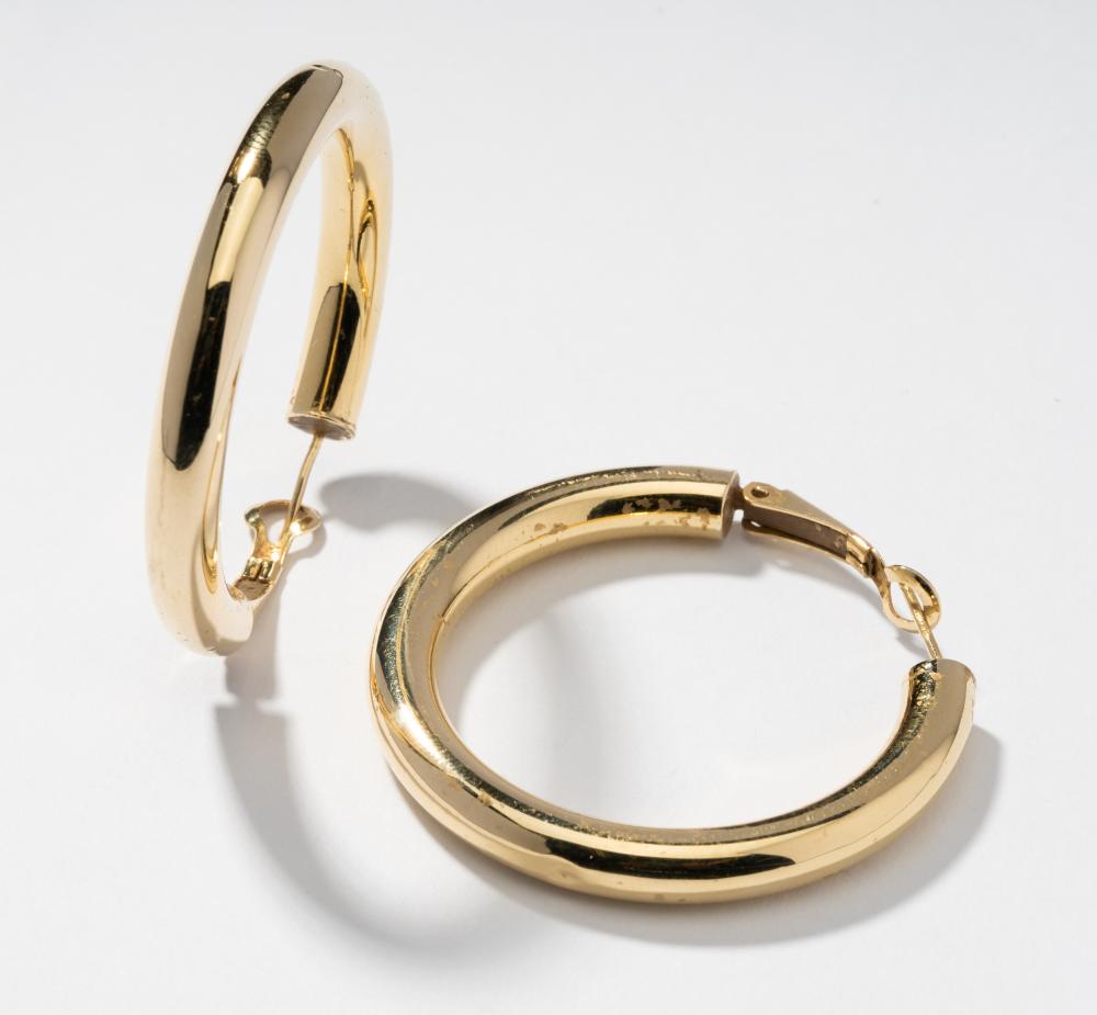 14 KARAT YELLOW GOLD HOOPS14 Karat 304580