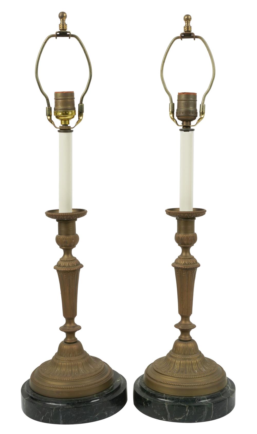 PAIR OF GILT METAL CANDLESTICK 3045db