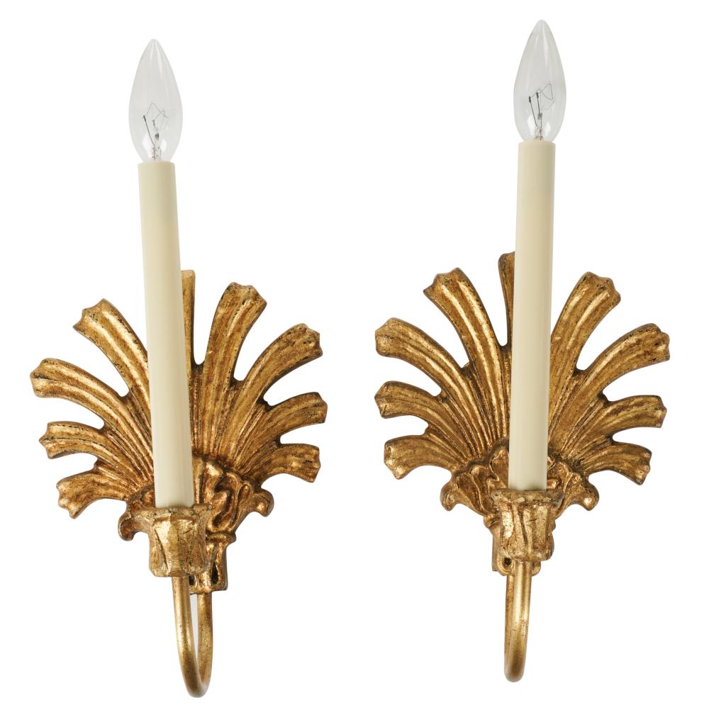 PAIR OF GILT METAL WALL SCONCESPair 3045f3