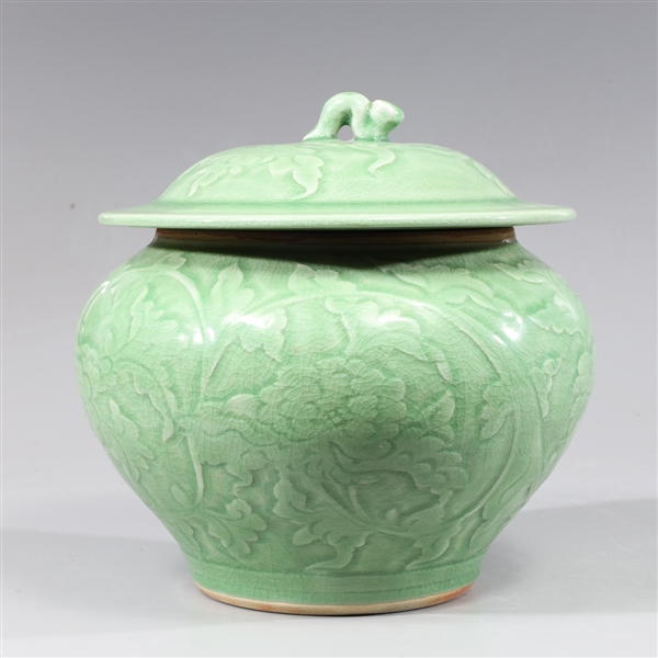 Chinese celadon glaze molded ceramic 304693