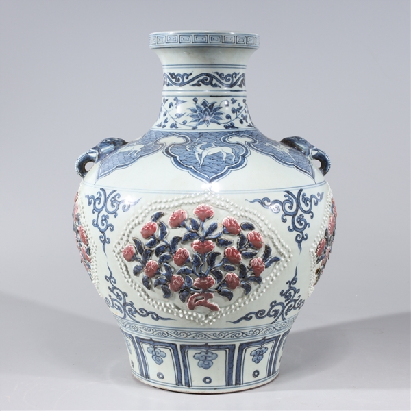 Chinese blue white and red porcelain 3046c1