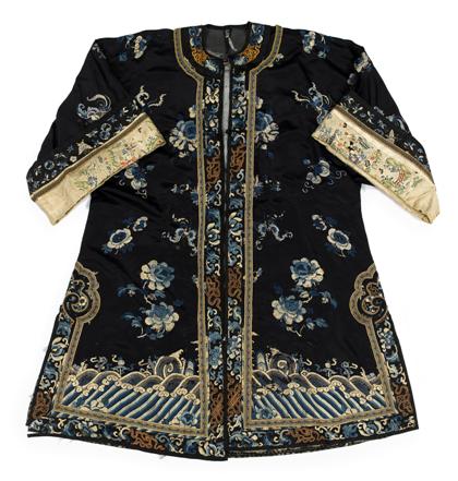 Chinese Blue silk embroidered robe