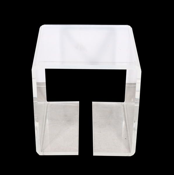 Modernist open bracket cube form