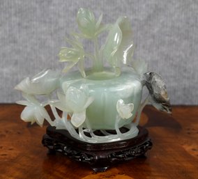 Vintage carved jade vessel in lotus 3071c1