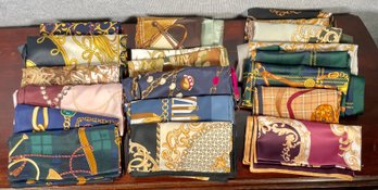 18 scarves with equestrian and 307279