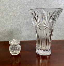 A signed Waterford crystal vase 3072e7