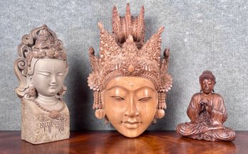 Three pieces of Asian tourist collectibles,