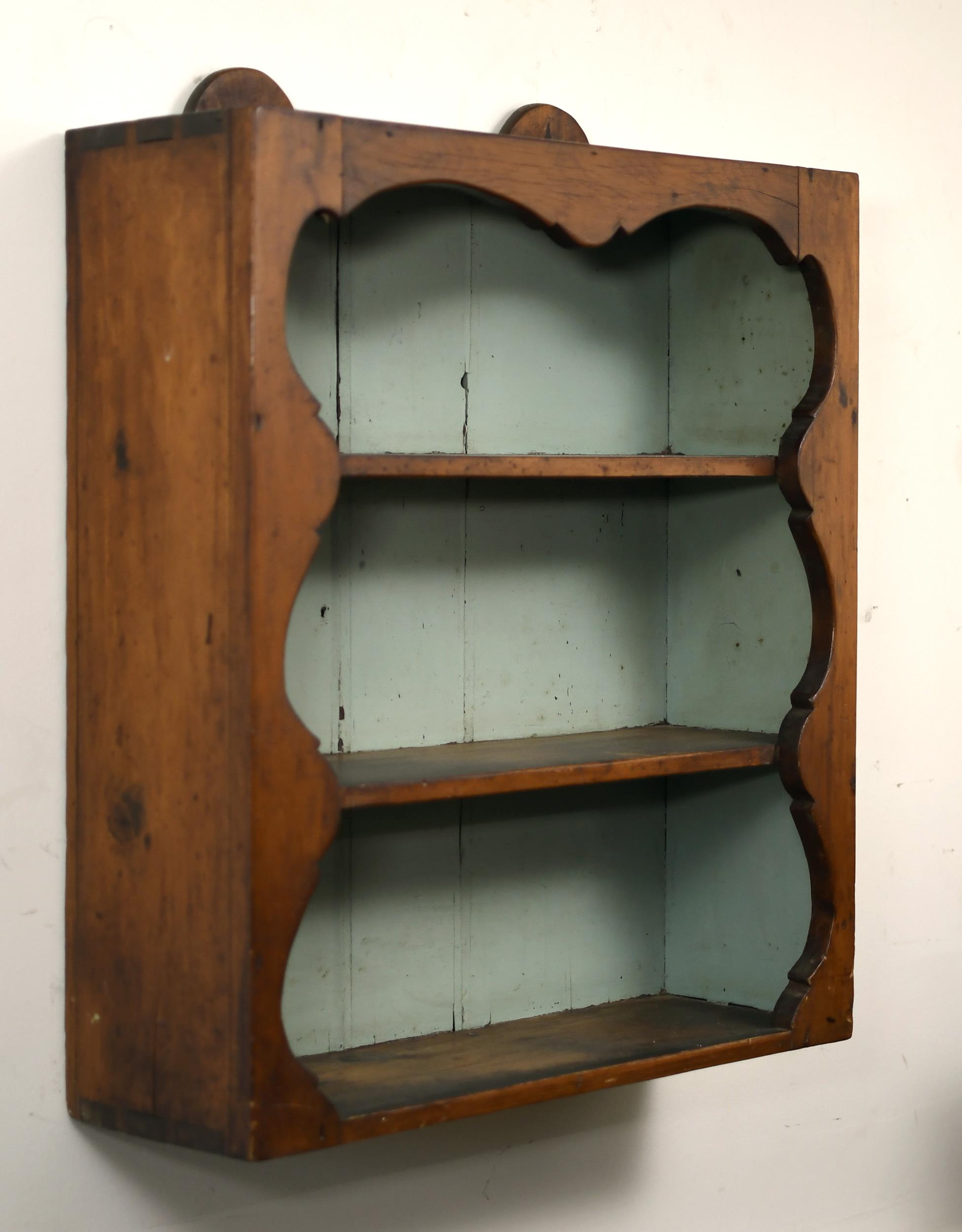 EARLY 19TH C. HANGING SHELF. 19th