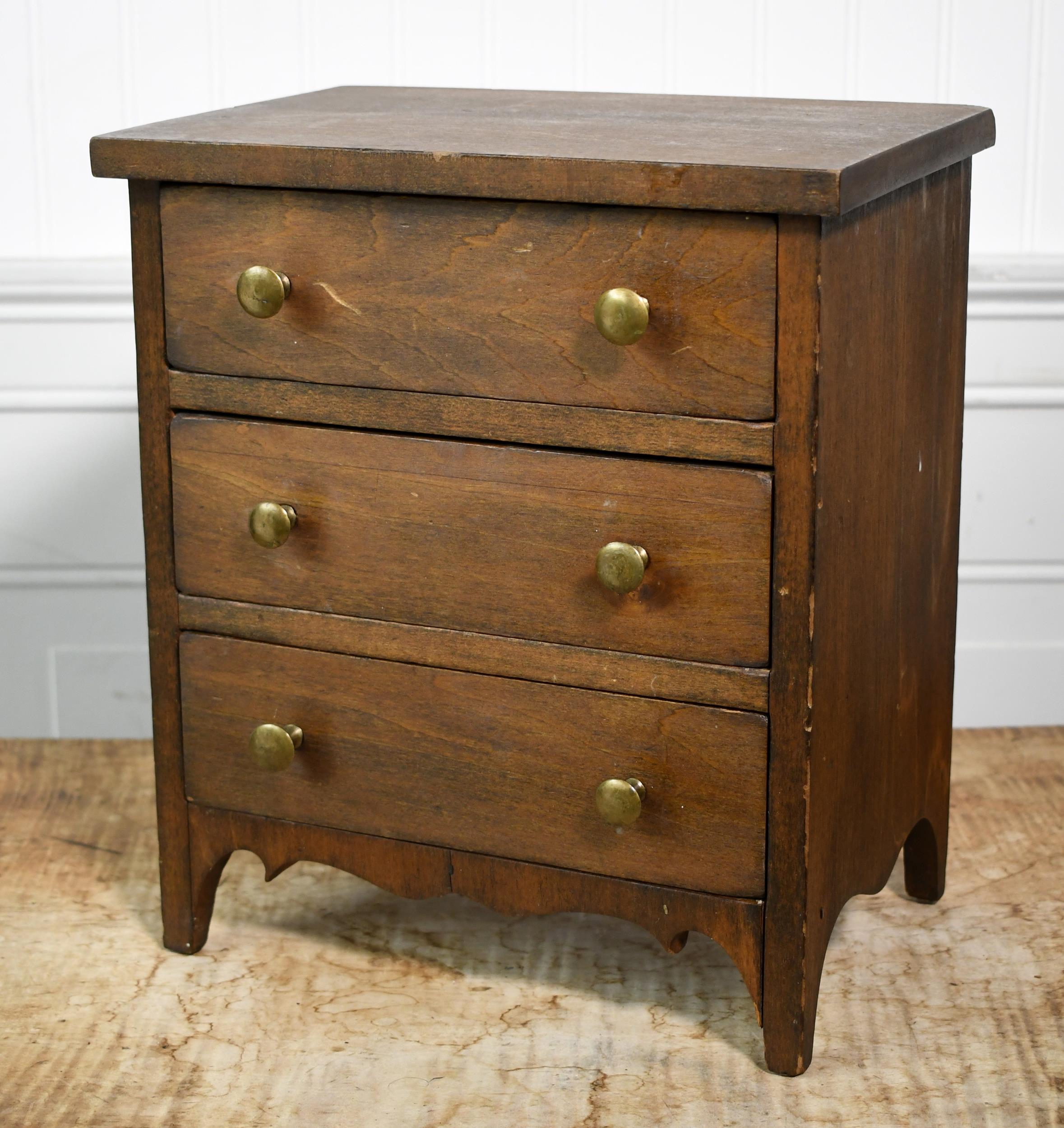 EARLY 19TH C CHILD S CHEST WITH 307464