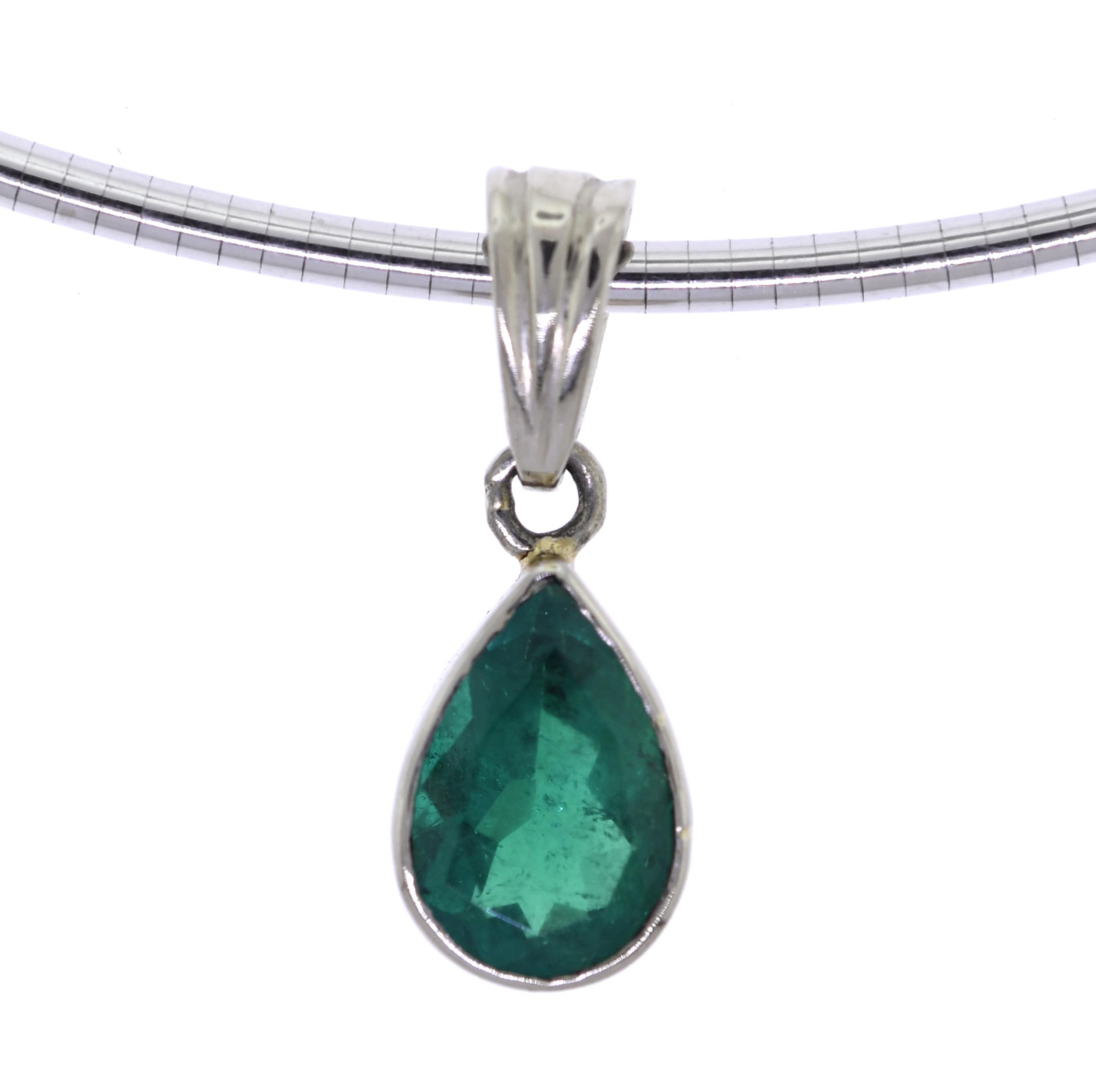 14K GOLD AND EMERALD PENDANT An 307768