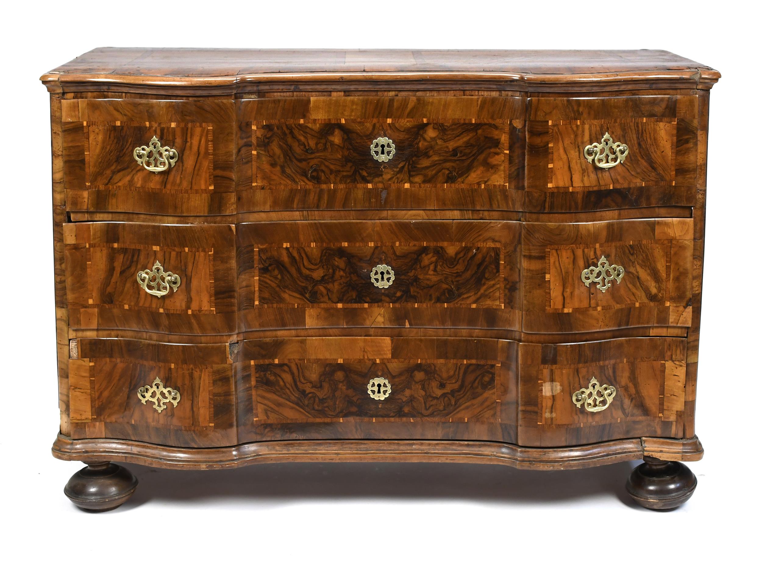 18TH C GERMAN BAROQUE COMMODE  3077d6