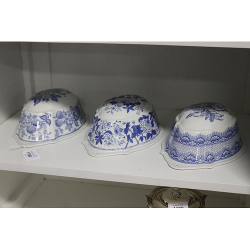 Three Spode blue room collection  30825b