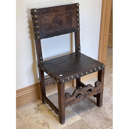 Antique early 17th century chair  30839f