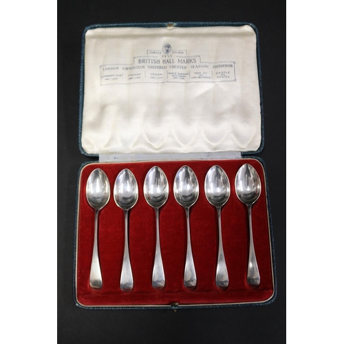 Cased set of six hallmarked sterling 3083d3