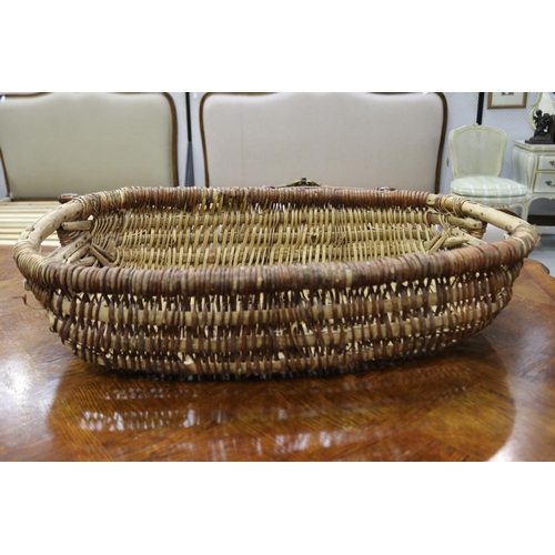 Large French woven basket approx 308514