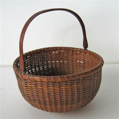 Nantucket basket with swing handle 4da1c