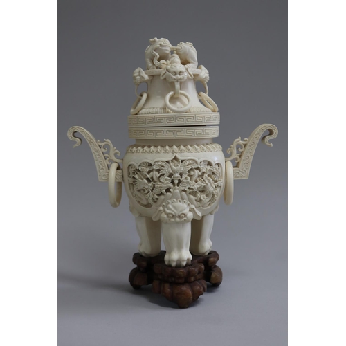 Carved ivory lidded censer reign 3085a6