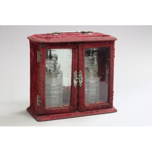 Antique red velvet cased perfume 3085b7