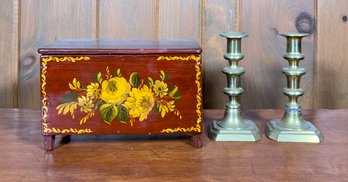 Small vintage lift top box with