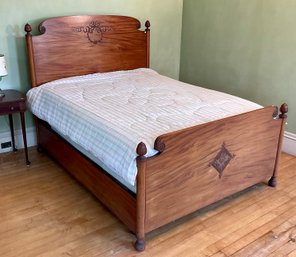Ca. 1900-1920 mahogany queen size bed