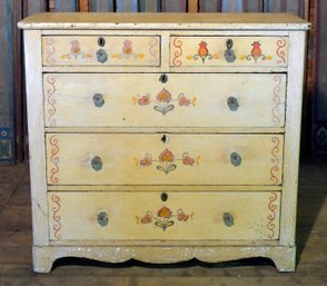 An antique painted pine chest with 3068fc