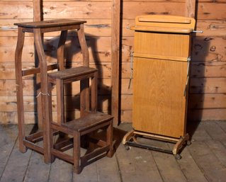 A vintage wooden folding valet 3069df