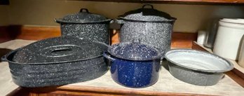 Vintage black enamel ware including  306a00